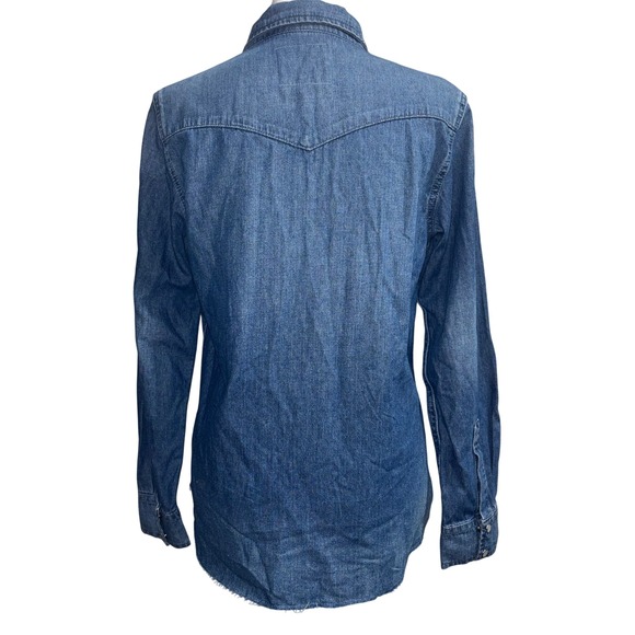 Lucky Brand Small Western Denim Medium Wash Pearl Snap Raw Hem Long Sleeve Shirt - Picture 4 of 8
